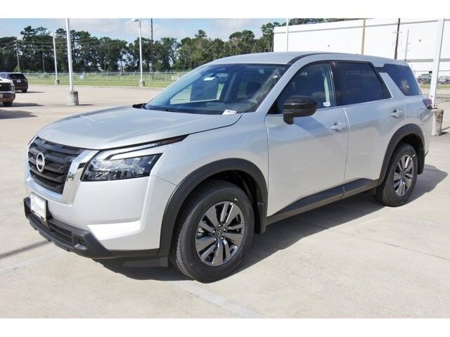 2025 Nissan Pathfinder S