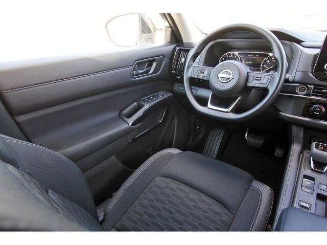 2025 Nissan Pathfinder S