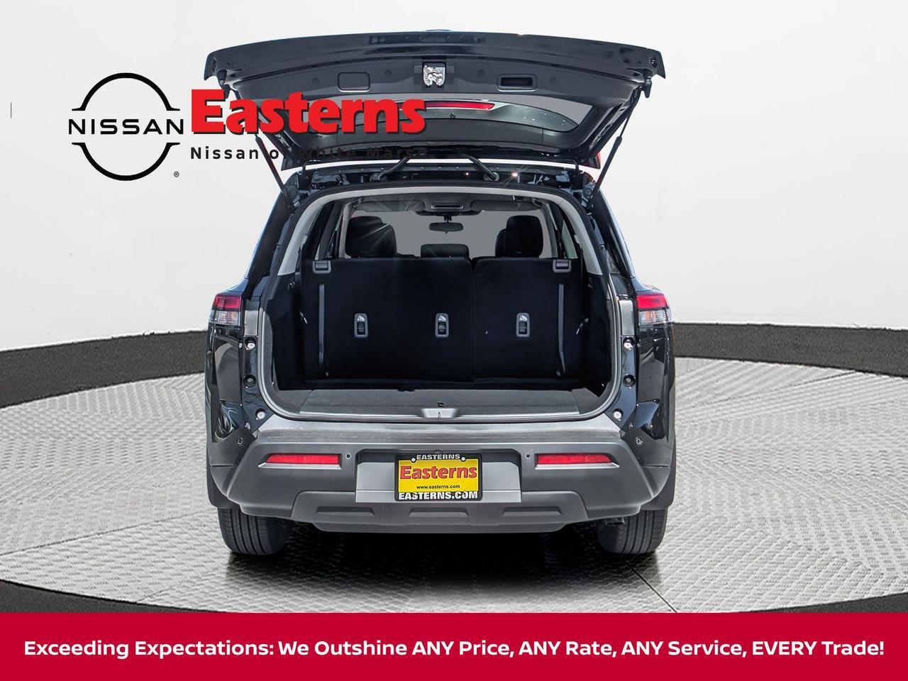 2025 Nissan Pathfinder S White Marsh MD