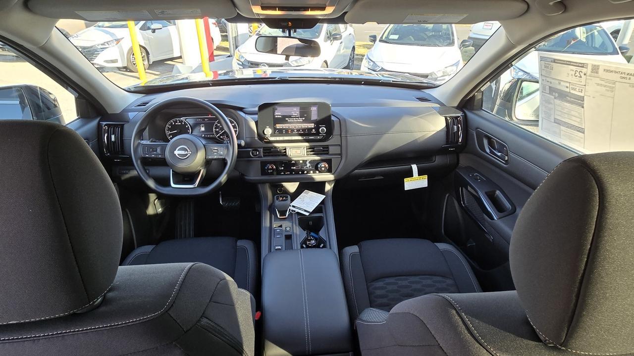 2025 Nissan Pathfinder S Glen Burnie MD