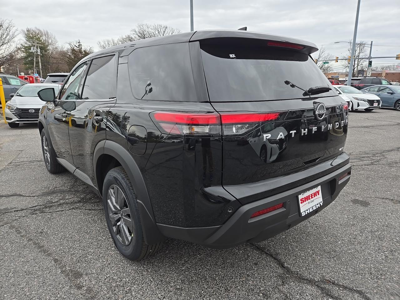 2025 Nissan Pathfinder S Glen Burnie MD