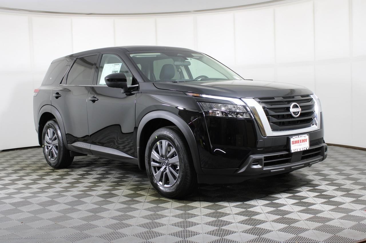 2025 Nissan Pathfinder S