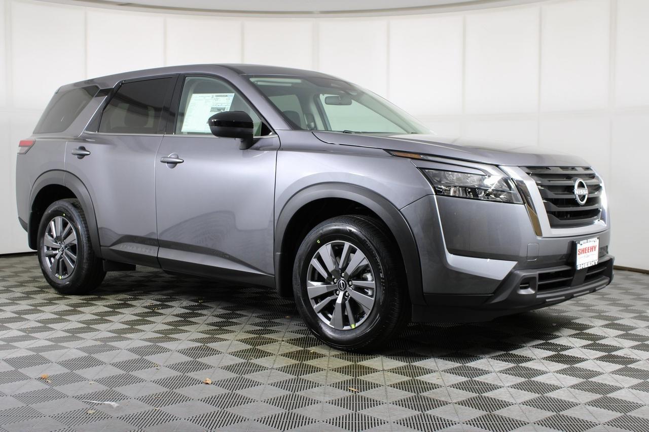 2025 Nissan Pathfinder S