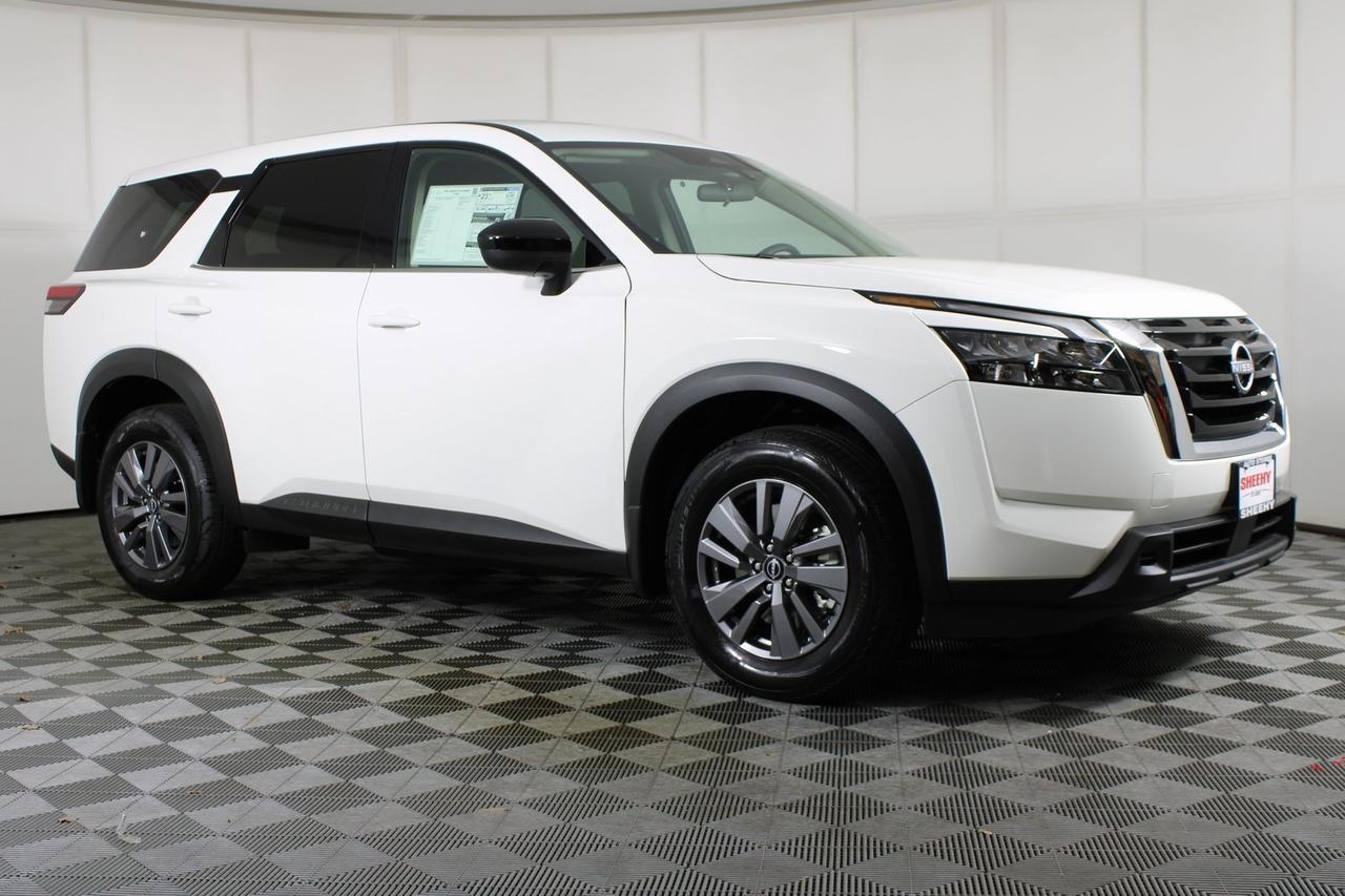 2025 Nissan Pathfinder S