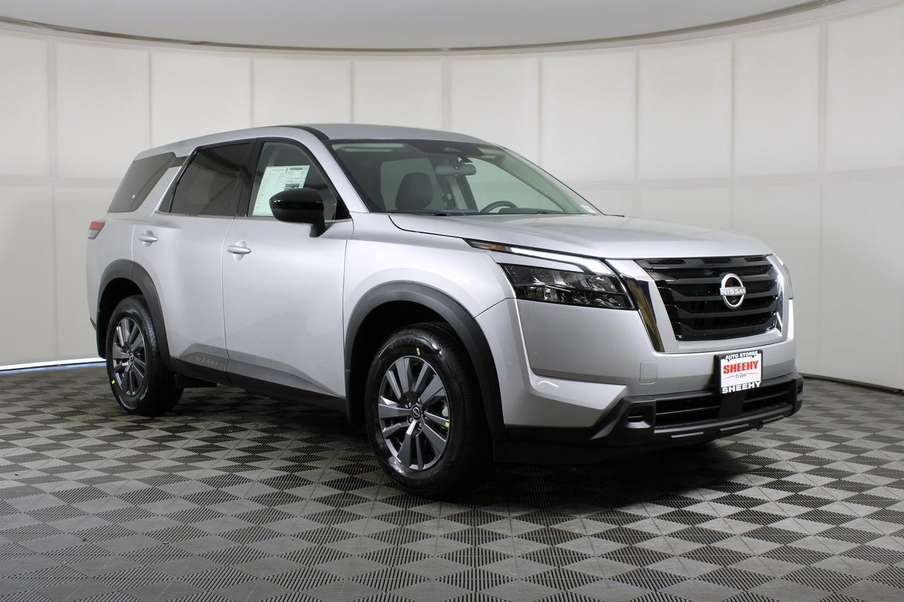 2025 Nissan Pathfinder S