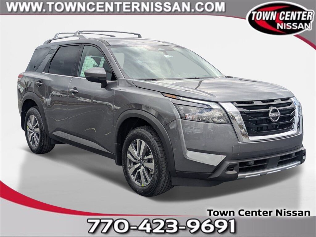 2025 Nissan Pathfinder SL