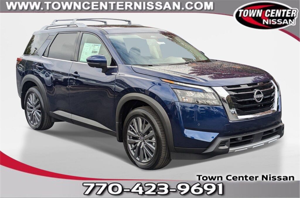 2025 Nissan Pathfinder SL