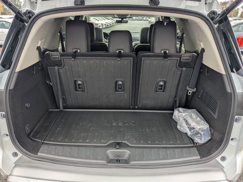 2025 Nissan Pathfinder SL Kennesaw GA