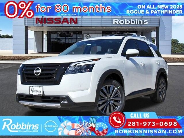 2025 Nissan Pathfinder SL