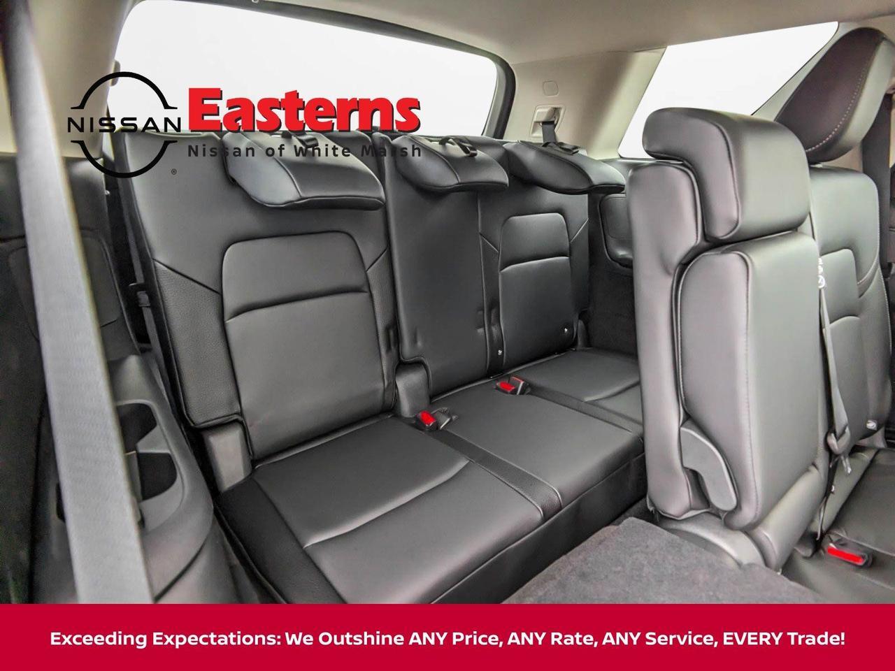 2025 Nissan Pathfinder SL White Marsh MD