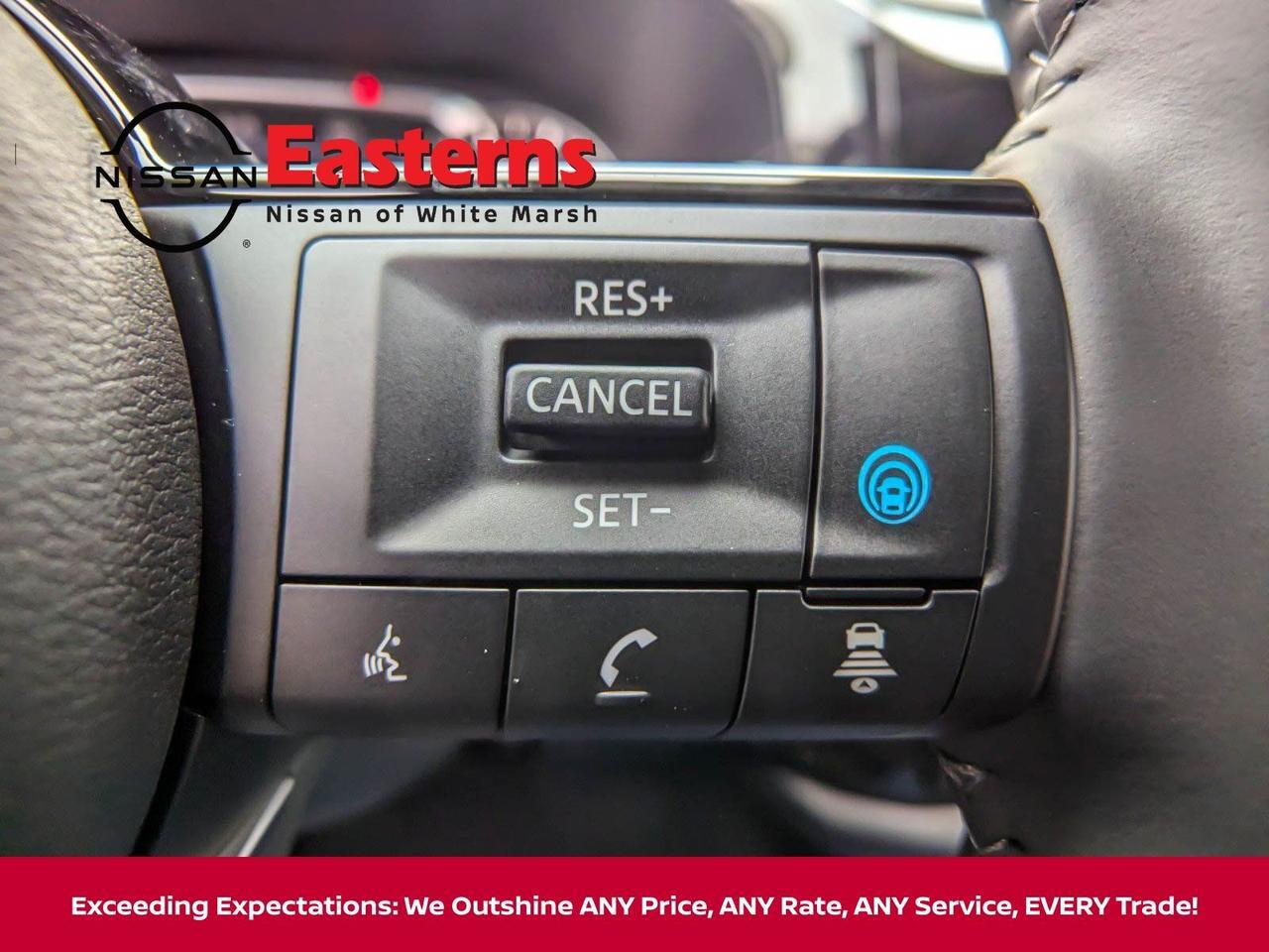 2025 Nissan Pathfinder SL White Marsh MD