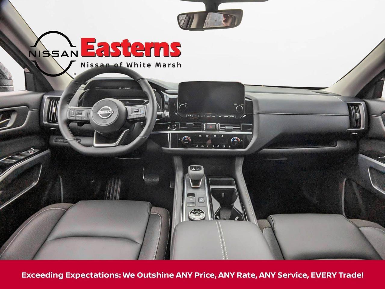 2025 Nissan Pathfinder SL White Marsh MD