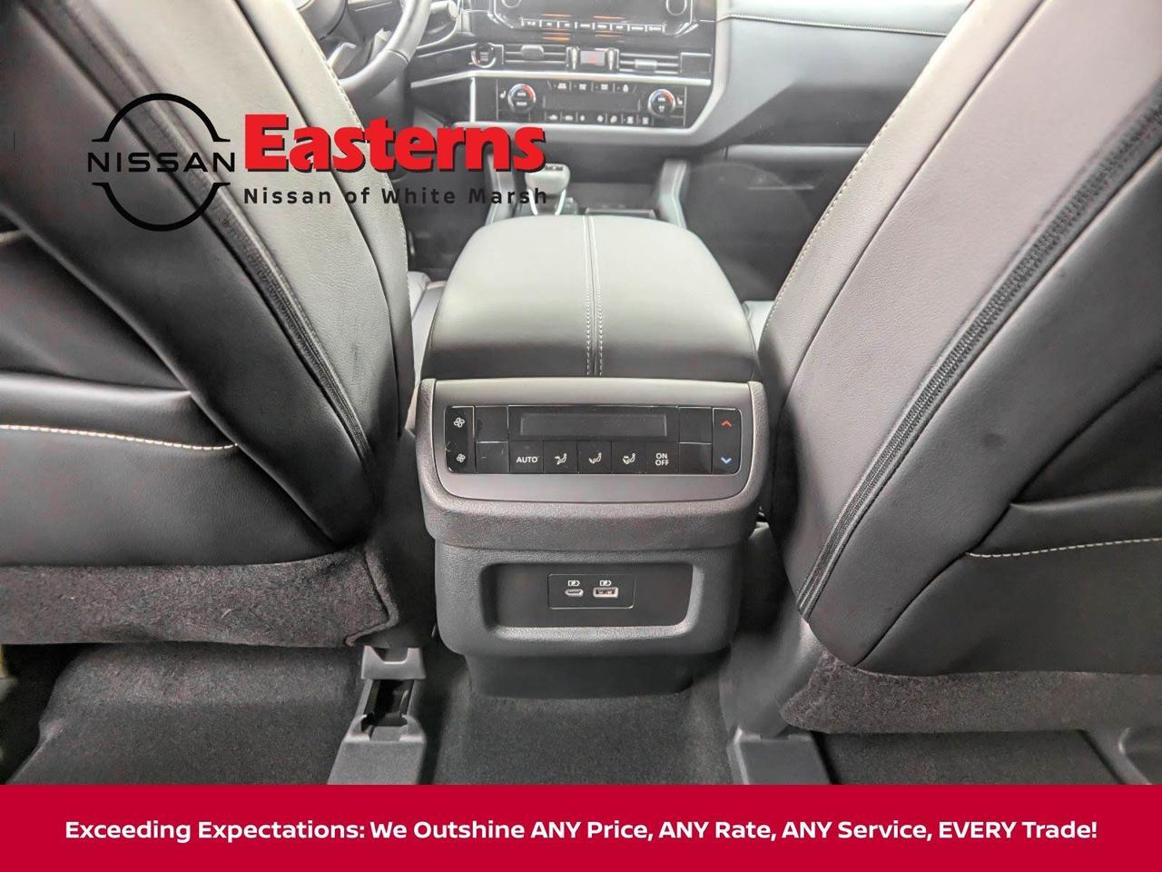 2025 Nissan Pathfinder SL White Marsh MD