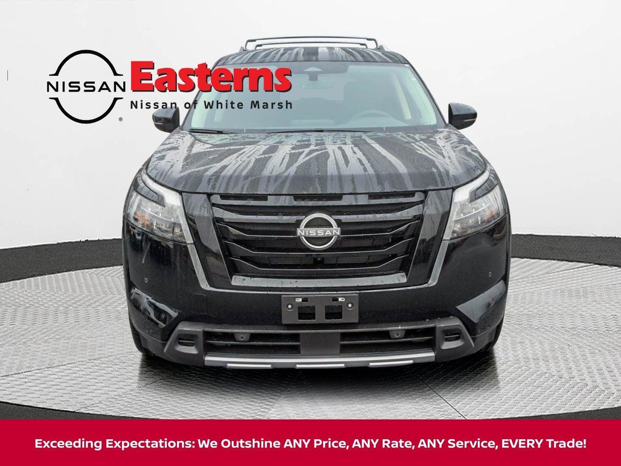 2025 Nissan Pathfinder SL White Marsh MD