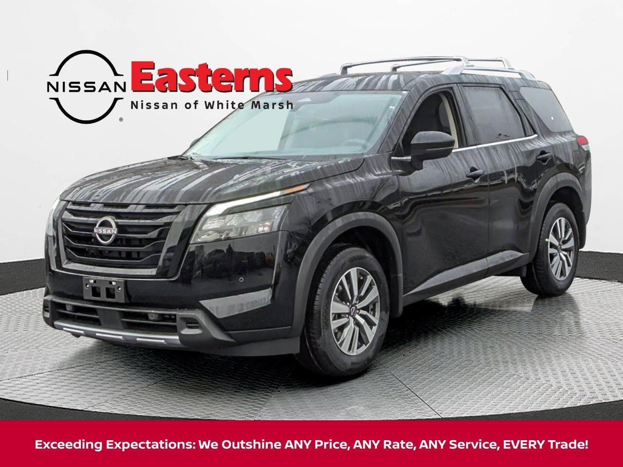 2025 Nissan Pathfinder SL White Marsh MD
