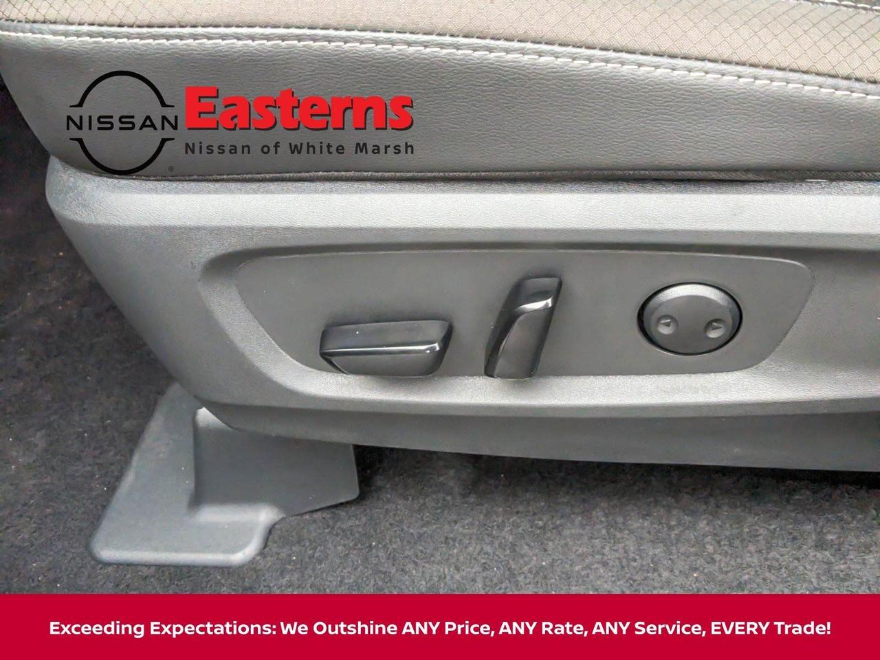 2025 Nissan Pathfinder SL White Marsh MD