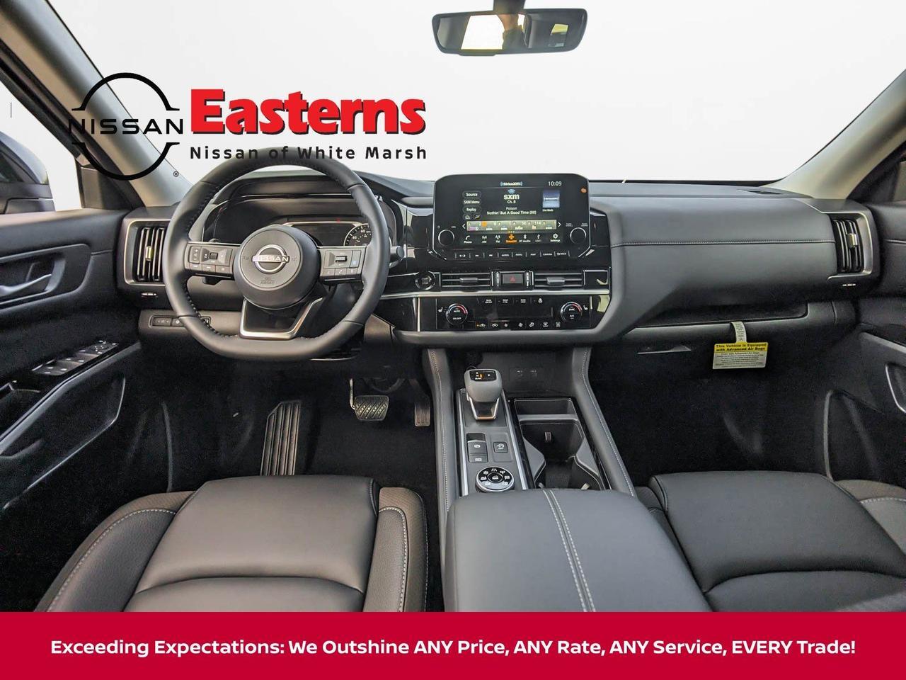 2025 Nissan Pathfinder SL White Marsh MD