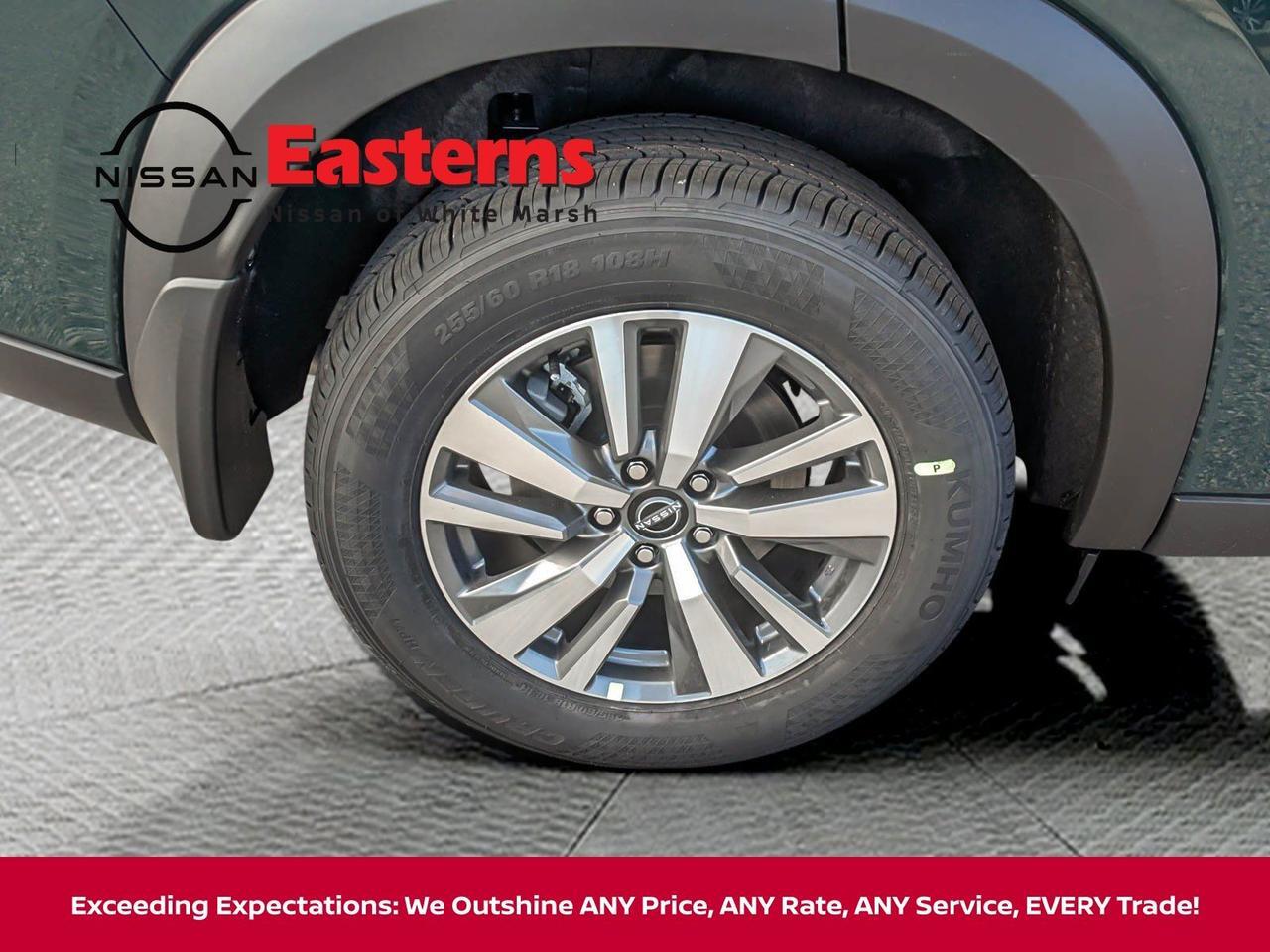 2025 Nissan Pathfinder SL White Marsh MD