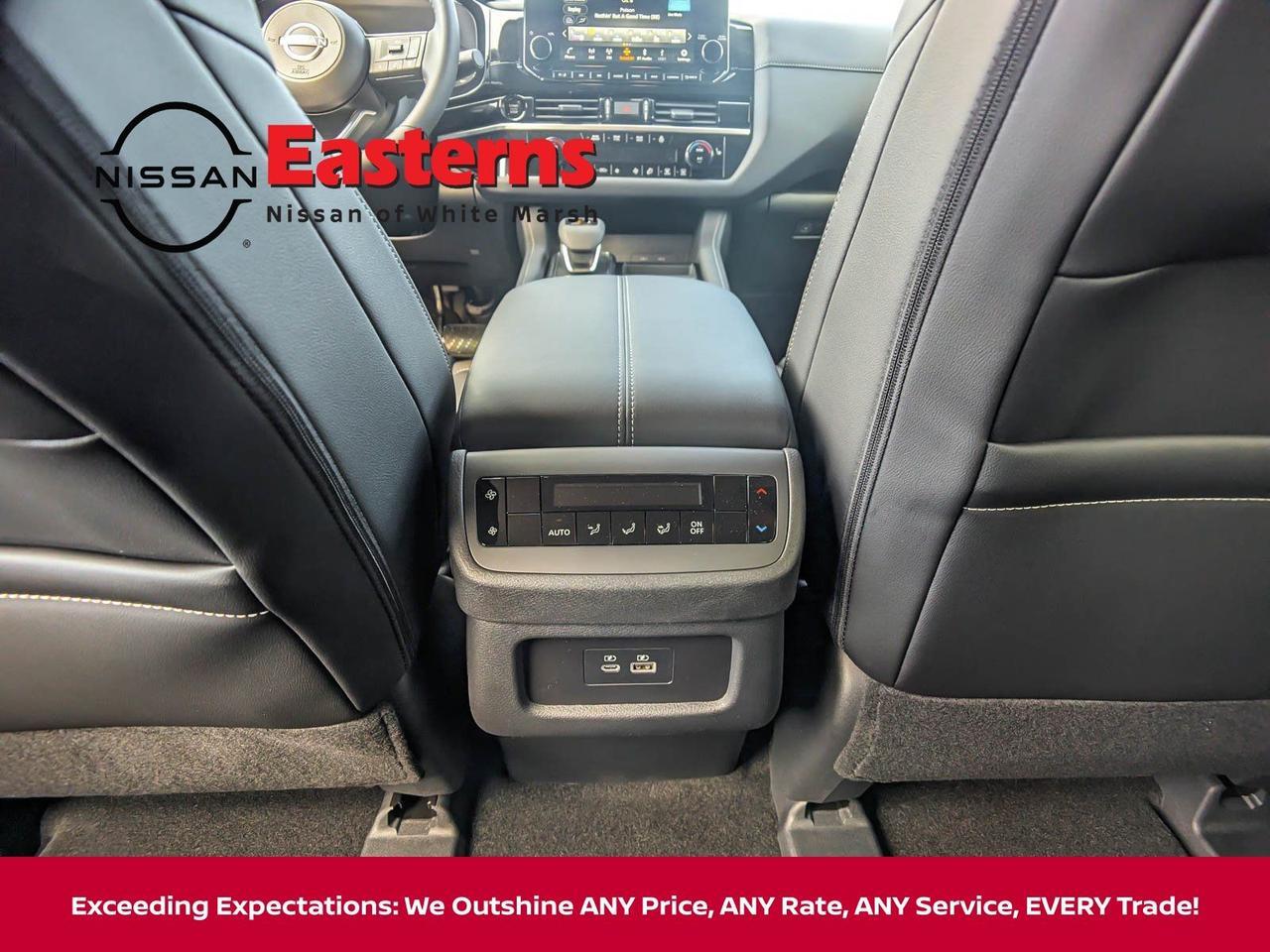 2025 Nissan Pathfinder SL White Marsh MD