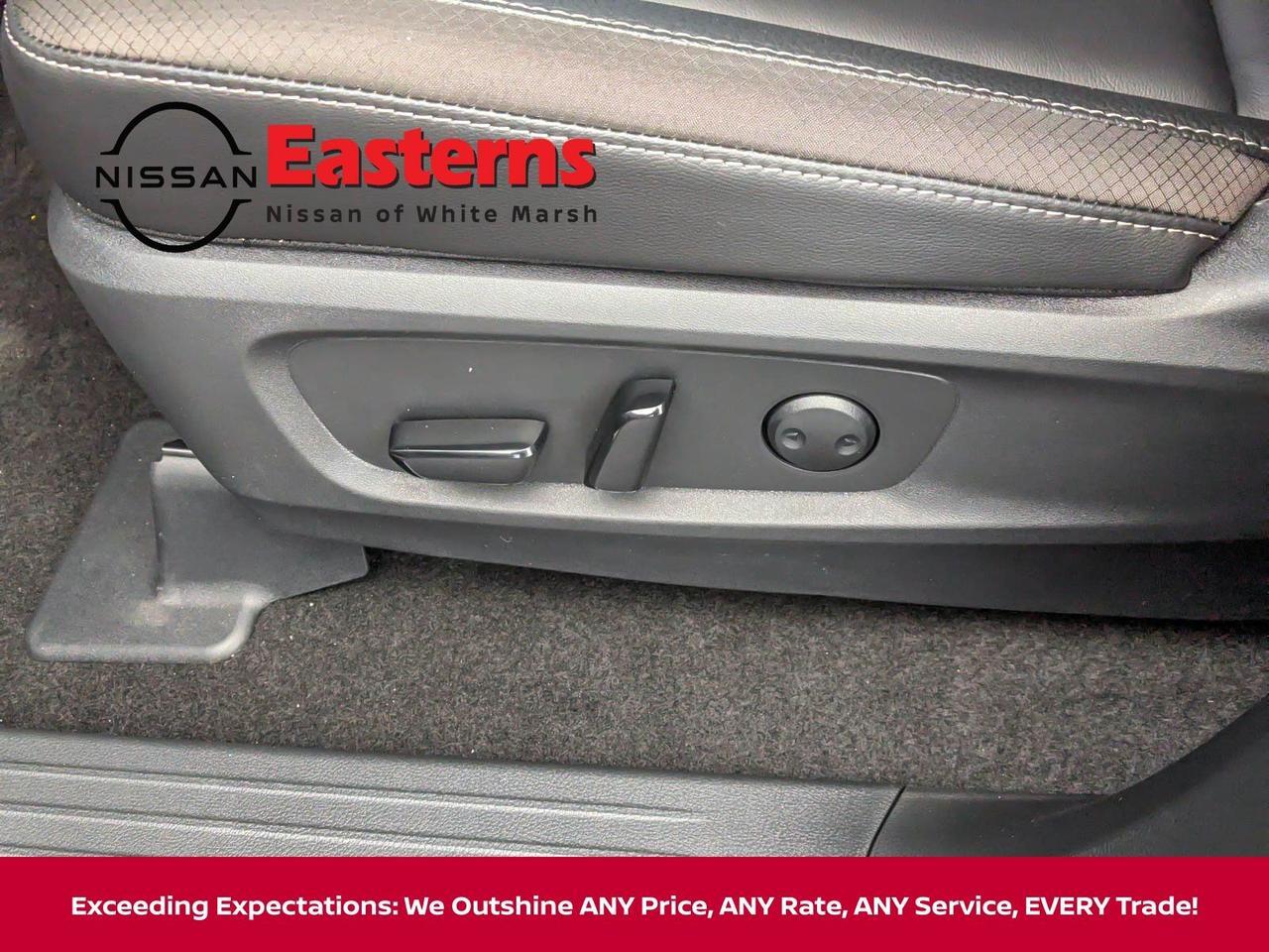 2025 Nissan Pathfinder SL White Marsh MD