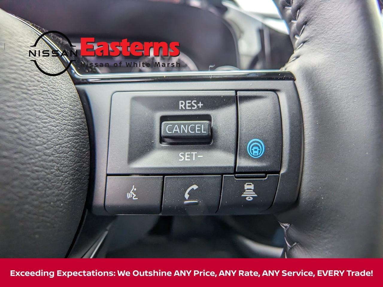 2025 Nissan Pathfinder SL White Marsh MD