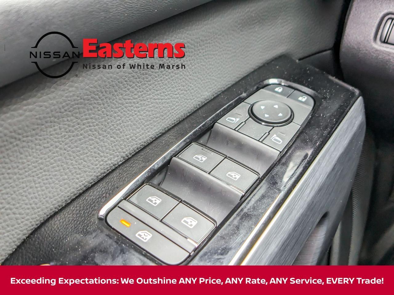 2025 Nissan Pathfinder SL White Marsh MD