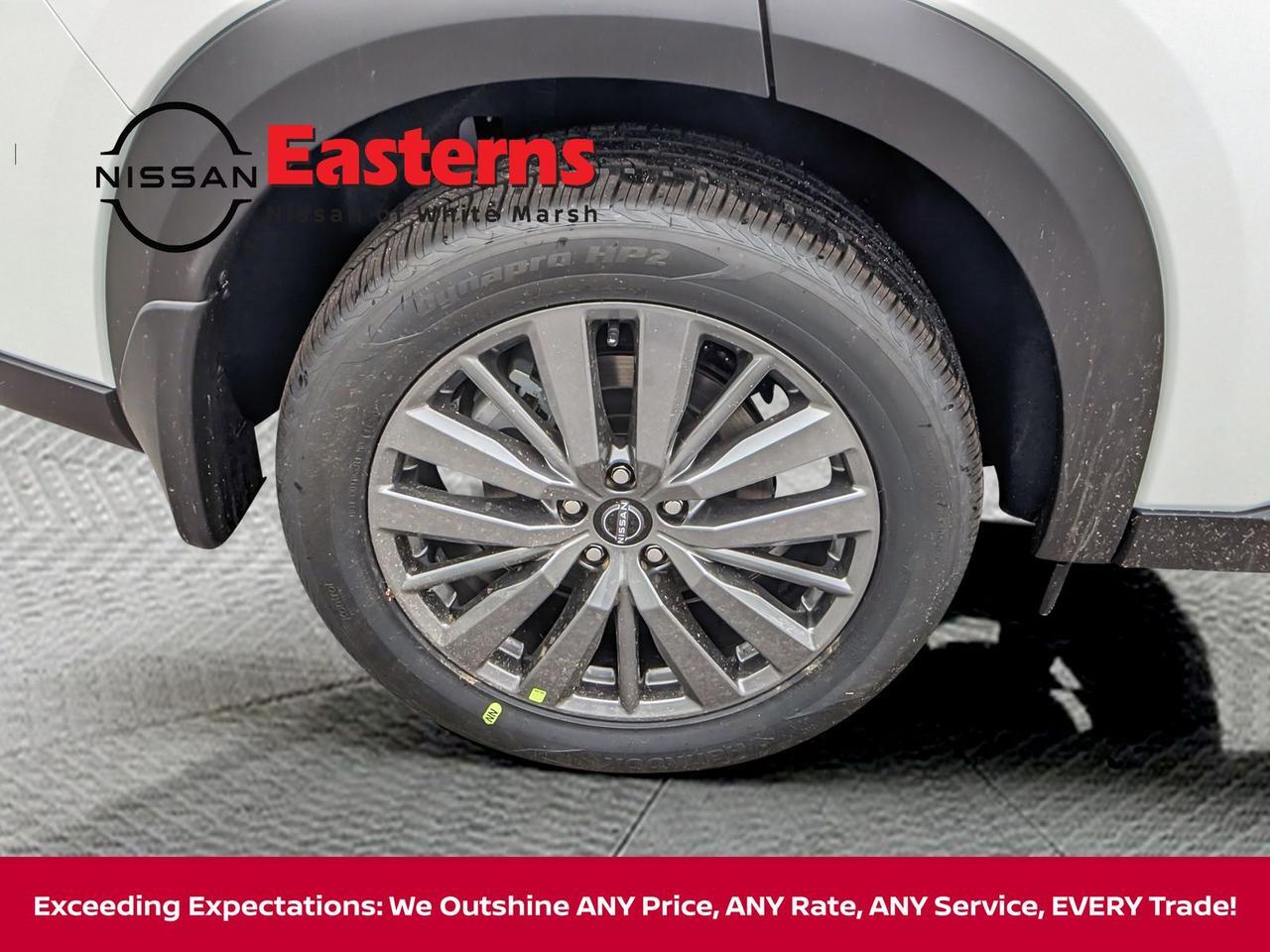 2025 Nissan Pathfinder SL White Marsh MD