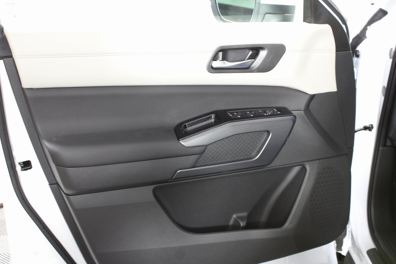 2025 Nissan Pathfinder SL Manassas VA