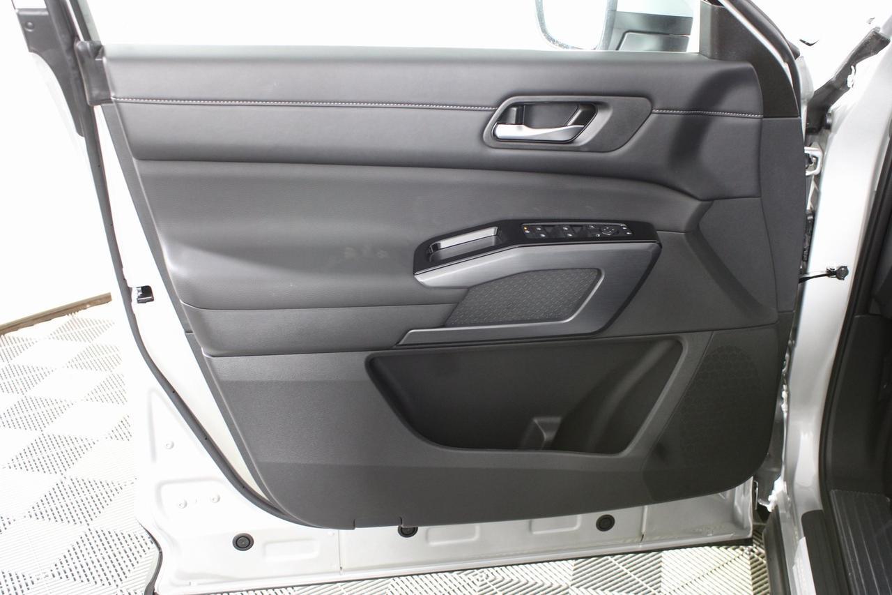 2025 Nissan Pathfinder SL Manassas VA