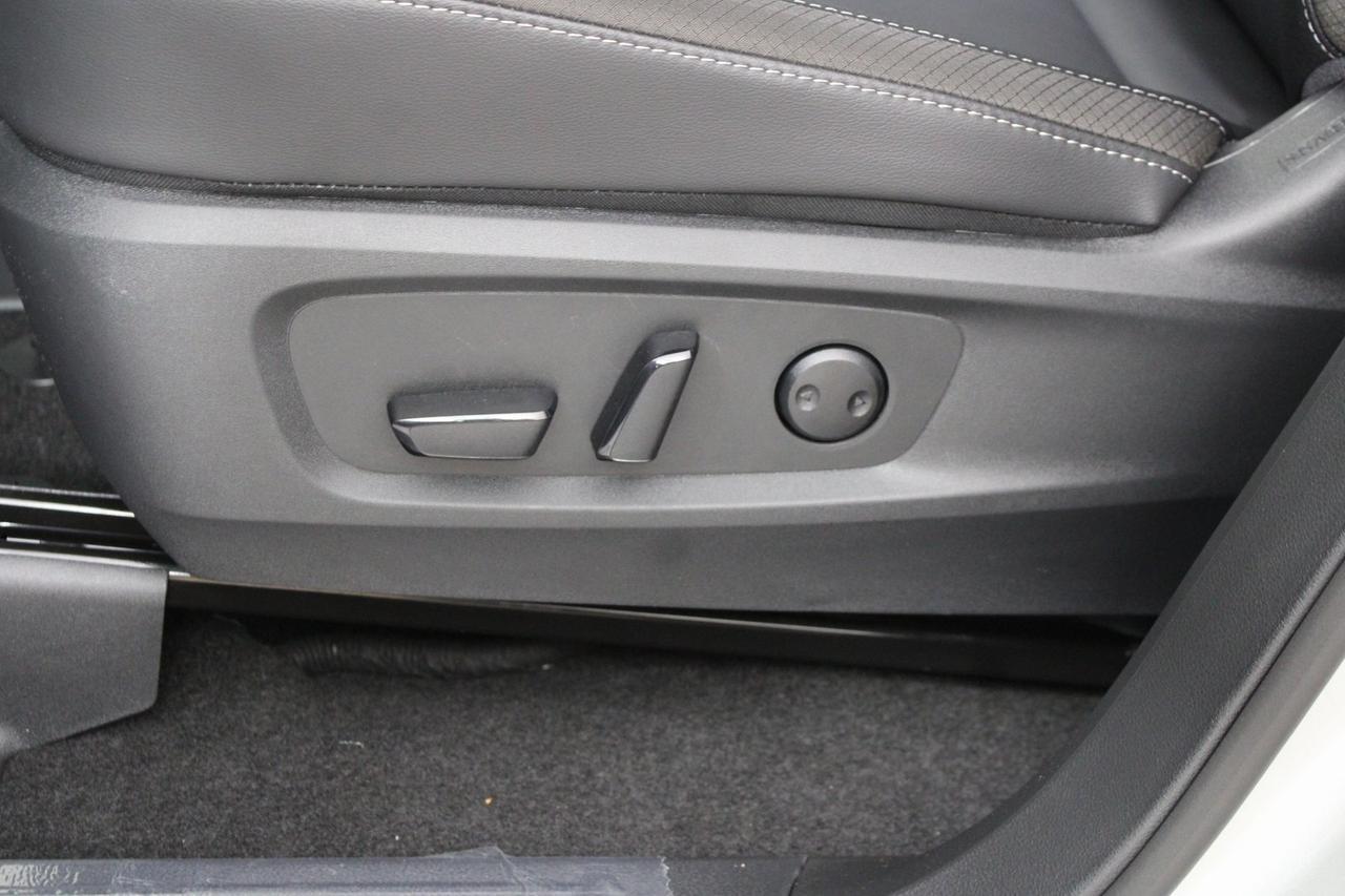 2025 Nissan Pathfinder SL Manassas VA