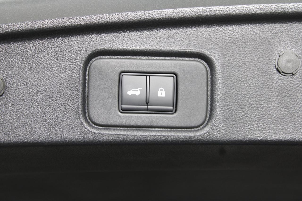 2025 Nissan Pathfinder SL Manassas VA