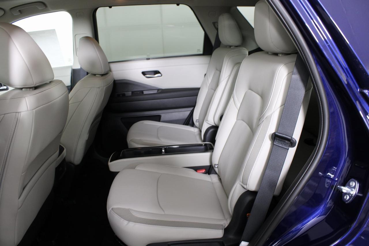 2025 Nissan Pathfinder SL Manassas VA