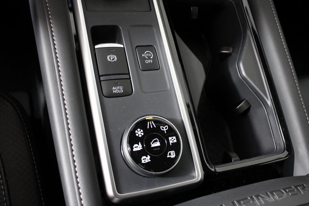 2025 Nissan Pathfinder SL Manassas VA