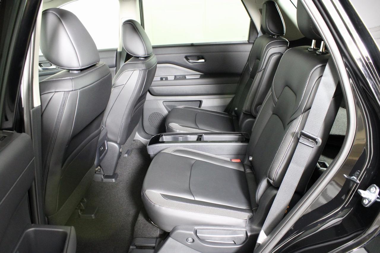 2025 Nissan Pathfinder SL Manassas VA