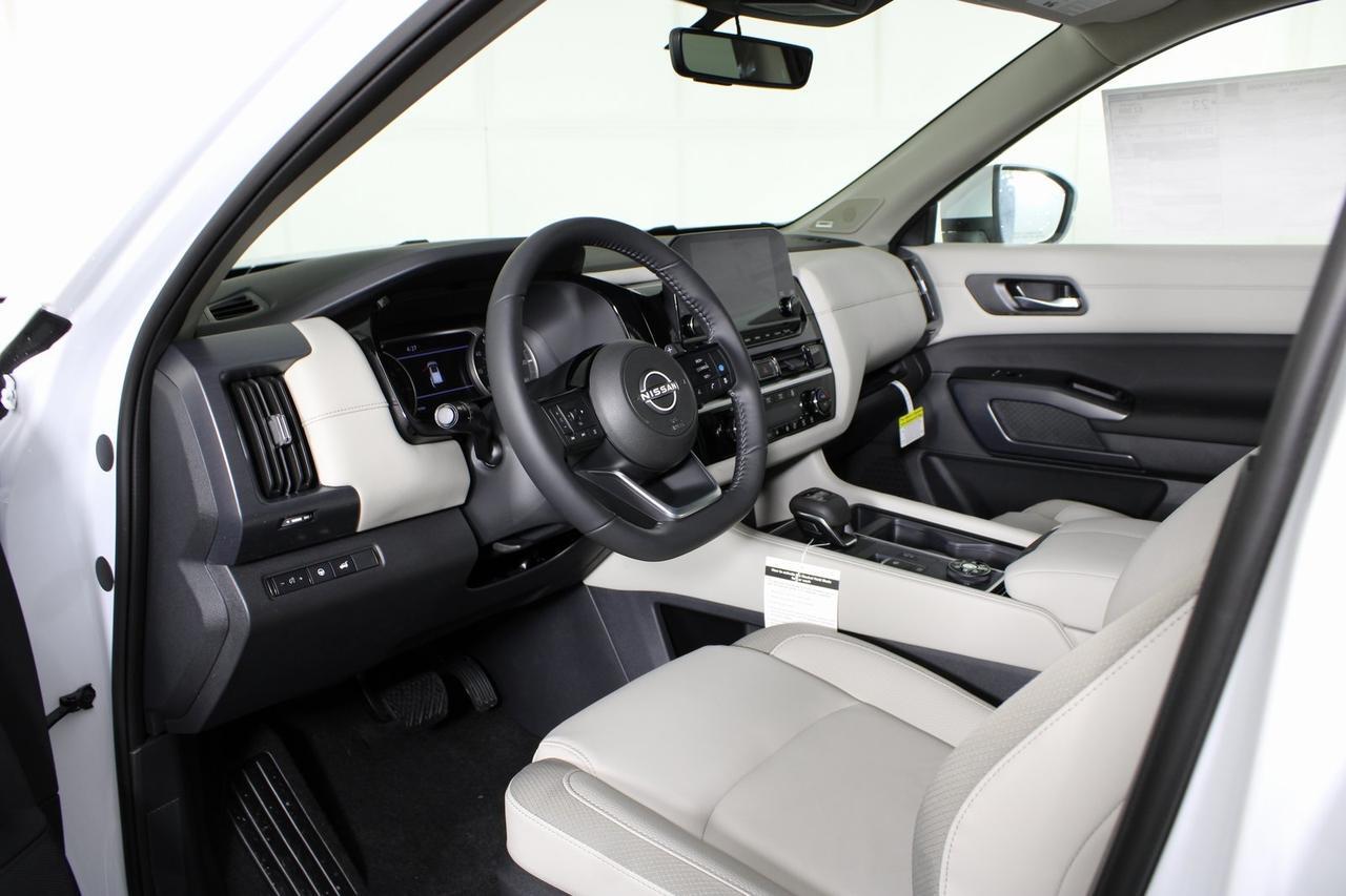 2025 Nissan Pathfinder SL Manassas VA