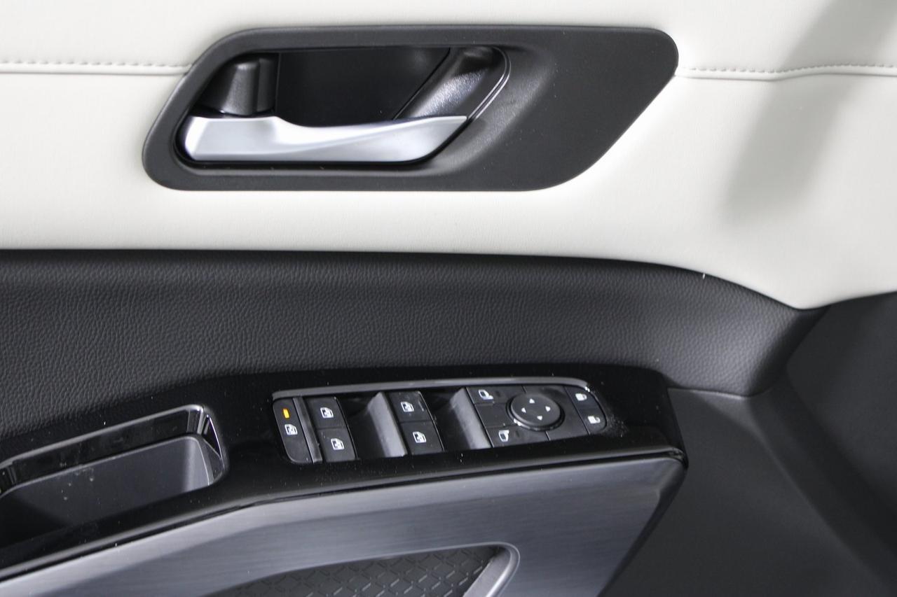 2025 Nissan Pathfinder SL Manassas VA