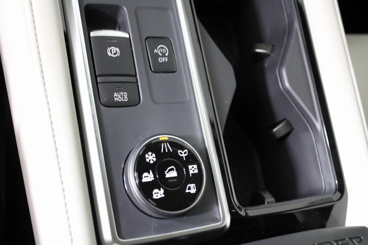 2025 Nissan Pathfinder SL Manassas VA