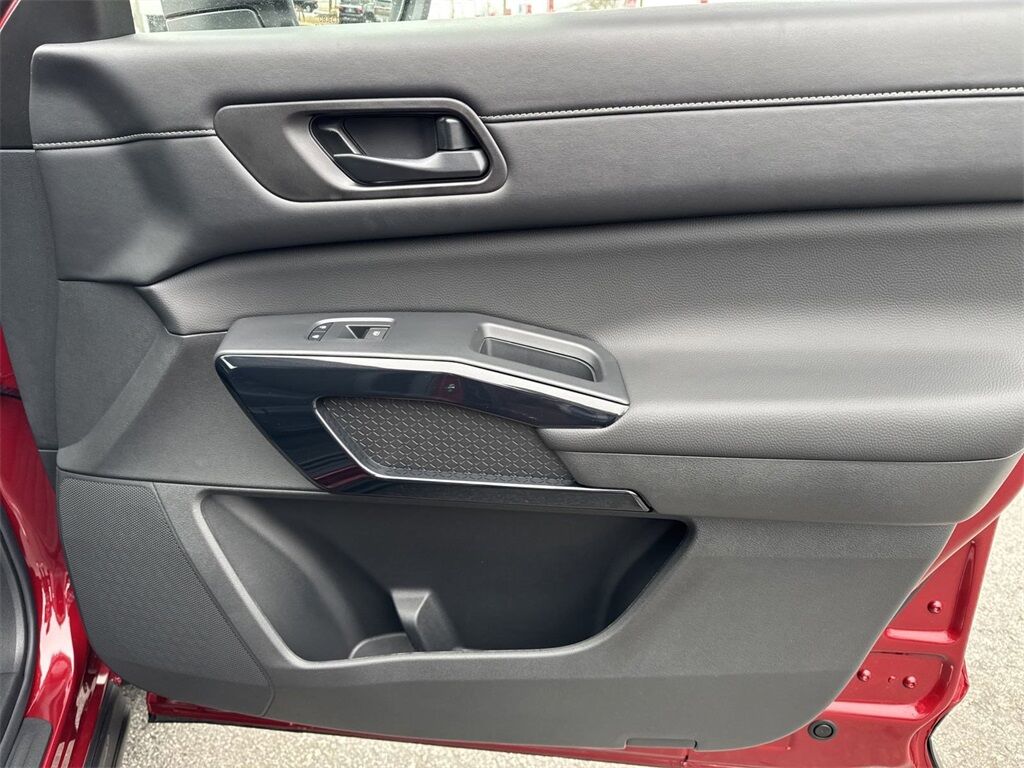 2025 Nissan Pathfinder SV Kennesaw GA