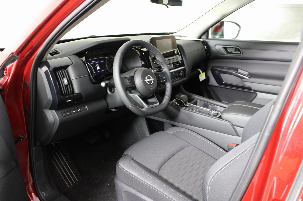 2025 Nissan Pathfinder SV Manassas VA