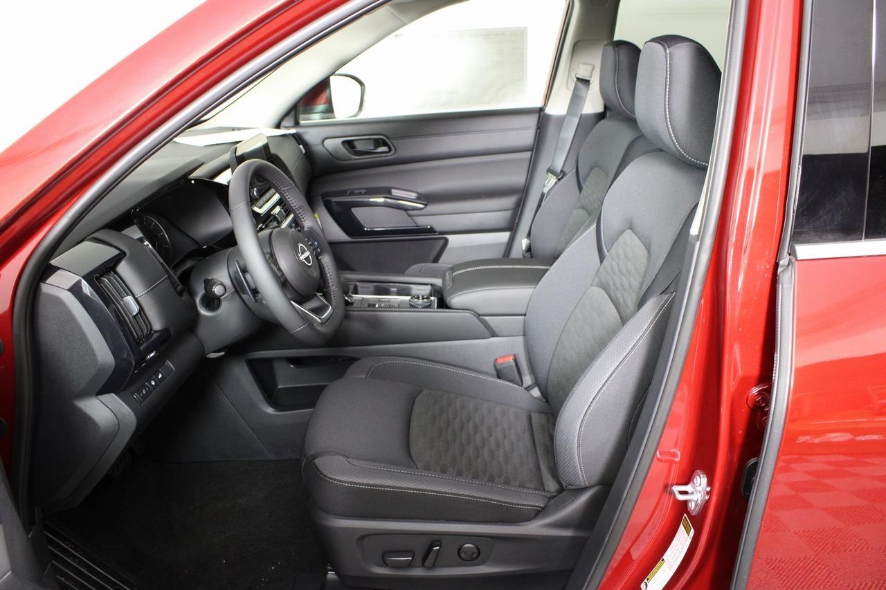 2025 Nissan Pathfinder SV Manassas VA