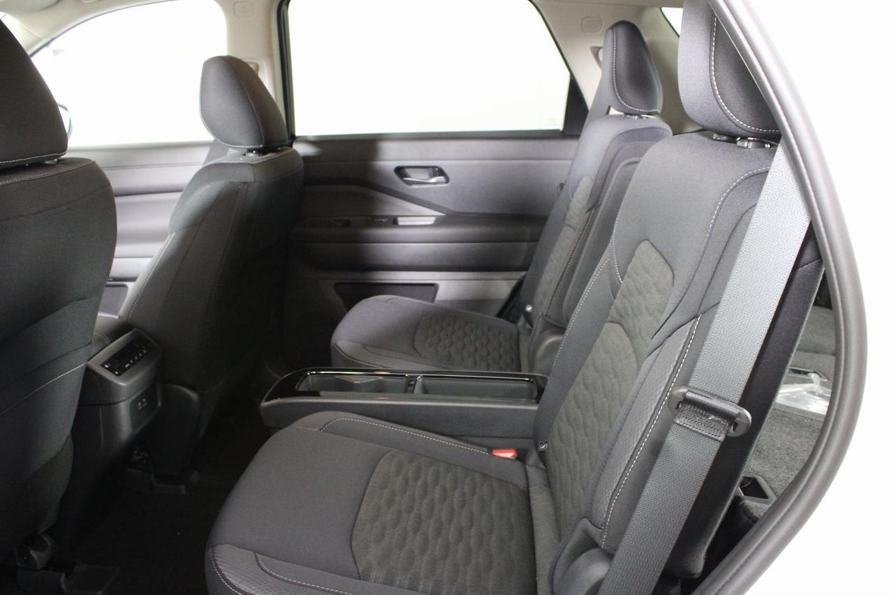 2025 Nissan Pathfinder SV Manassas VA