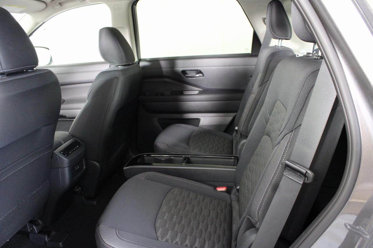 2025 Nissan Pathfinder SV Manassas VA