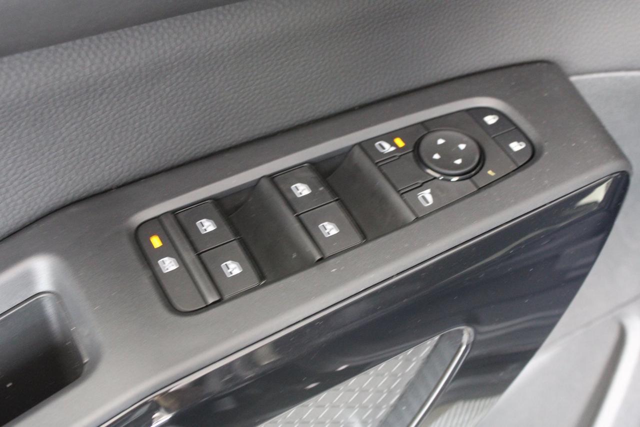 2025 Nissan Pathfinder SV Manassas VA