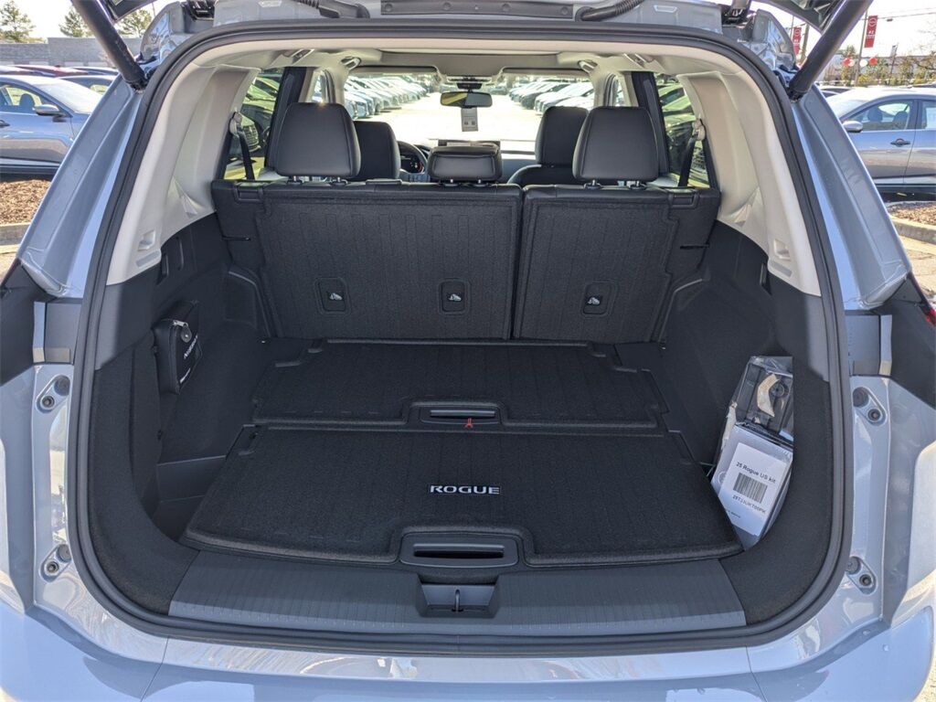 2025 Nissan Rogue Platinum Kennesaw GA