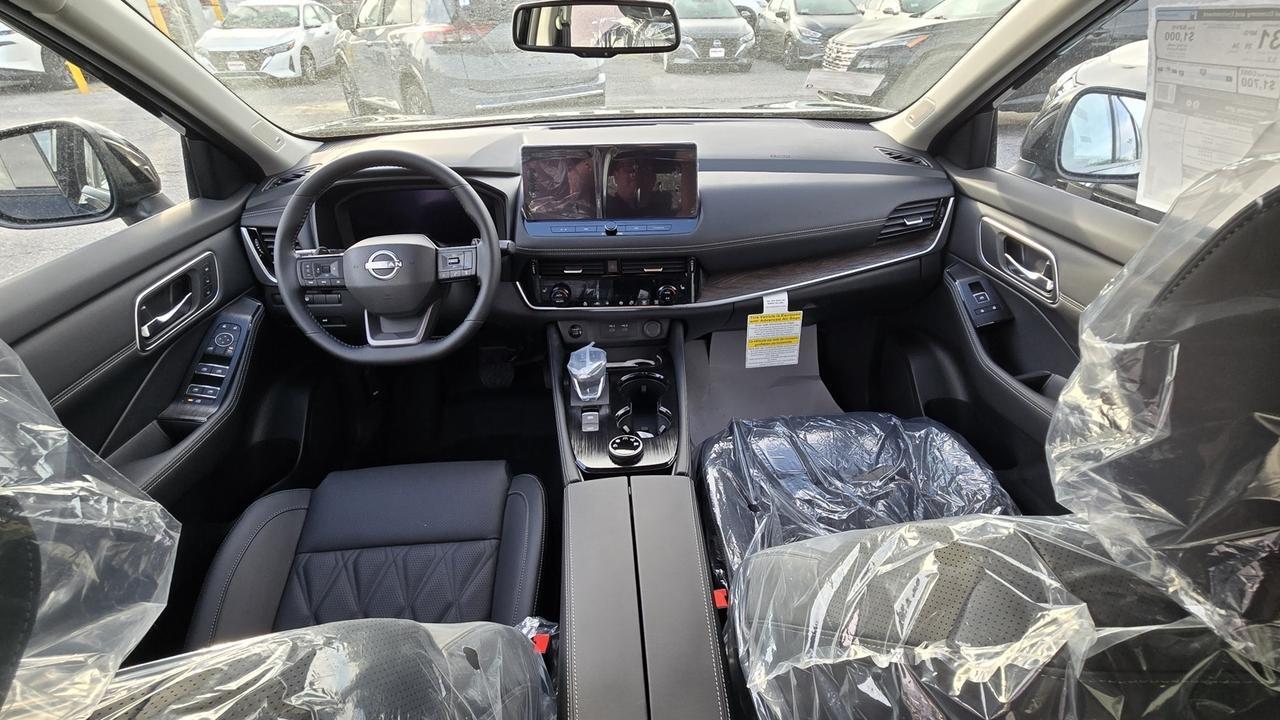 2025 Nissan Rogue Platinum Glen Burnie MD