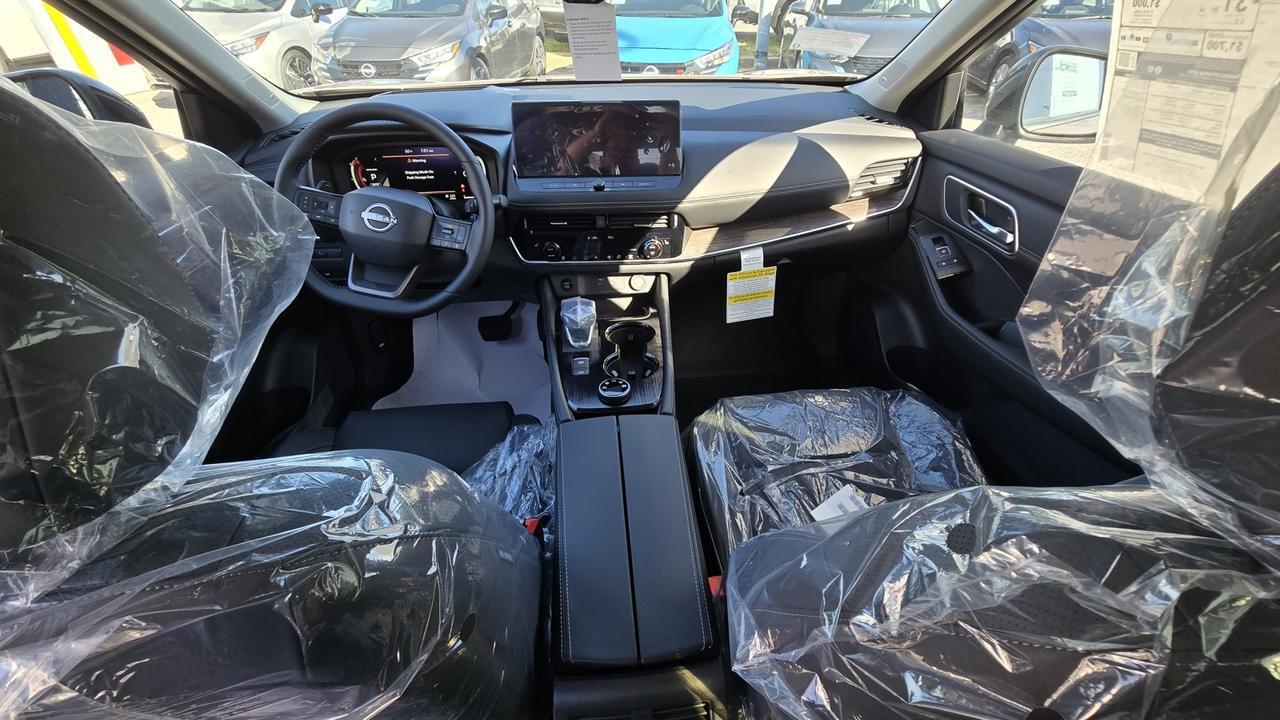 2025 Nissan Rogue Platinum Glen Burnie MD