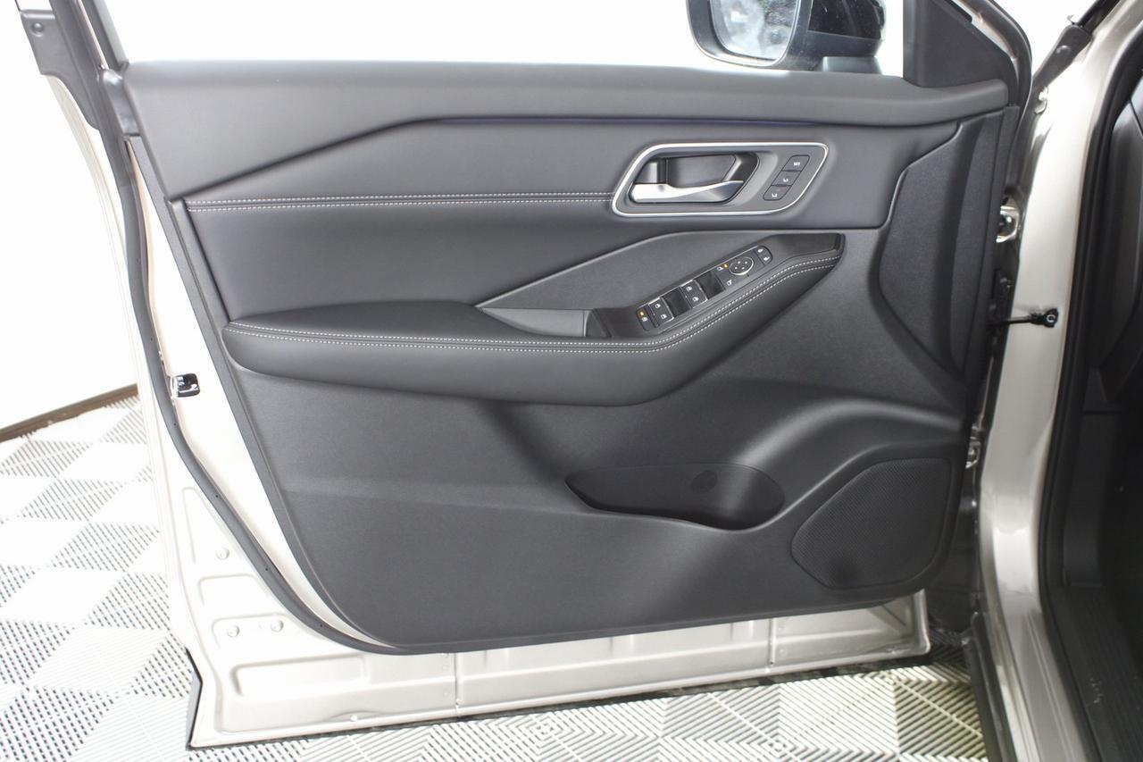 2025 Nissan Rogue Platinum Manassas VA