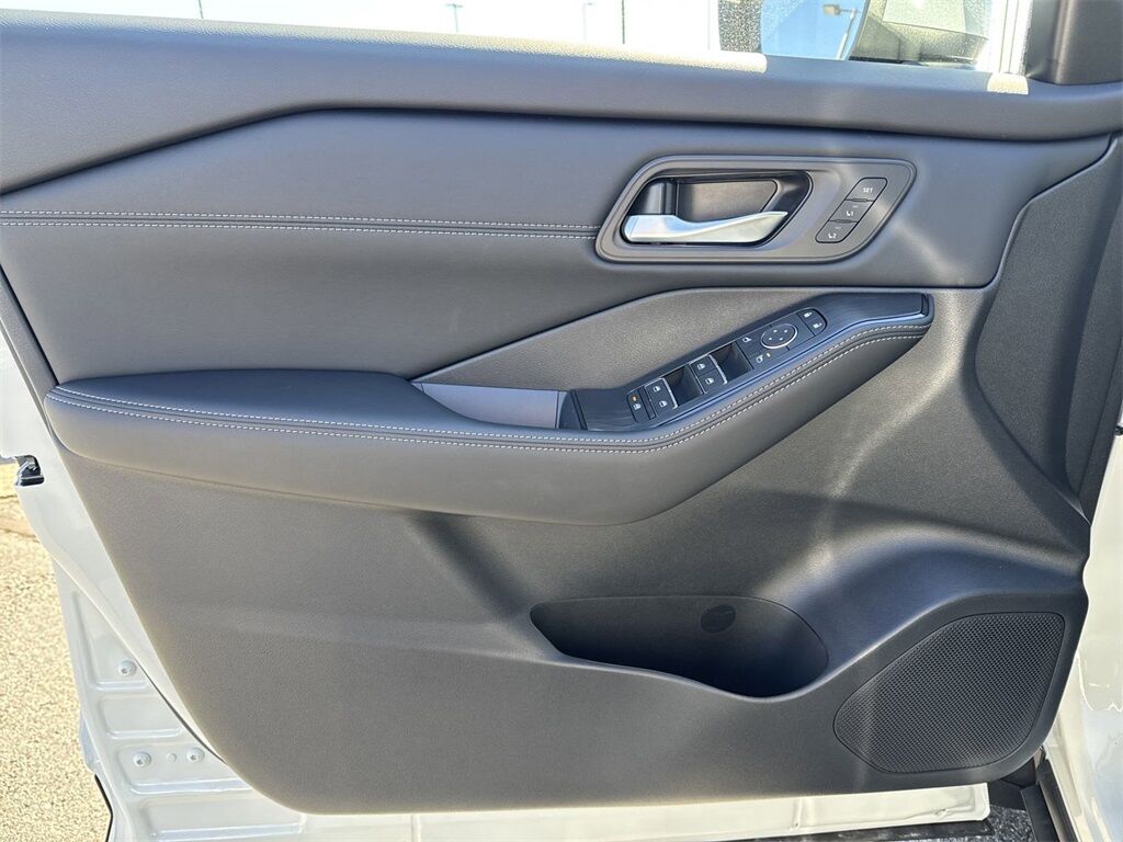 2025 Nissan Rogue SL Kennesaw GA