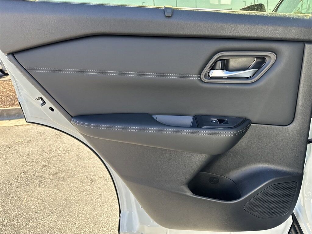 2025 Nissan Rogue SL Kennesaw GA