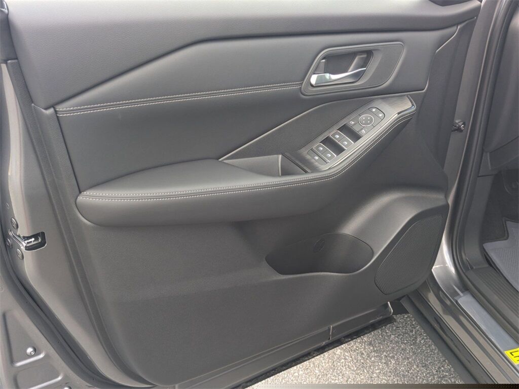 2025 Nissan Rogue SL Kennesaw GA